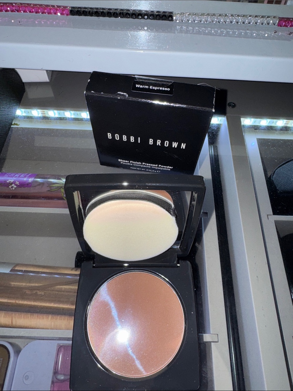 Bobbi Brown Sheer Finish Pressed Powder — Warm Espresso Brown - Picture 1 of 1